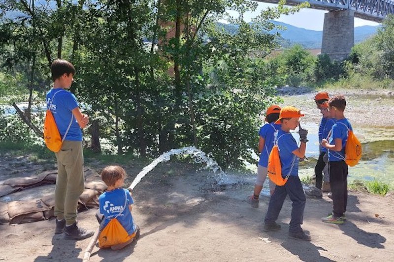 a6607fa0-4eb9-41f6-a2d1-414aa8a4d694