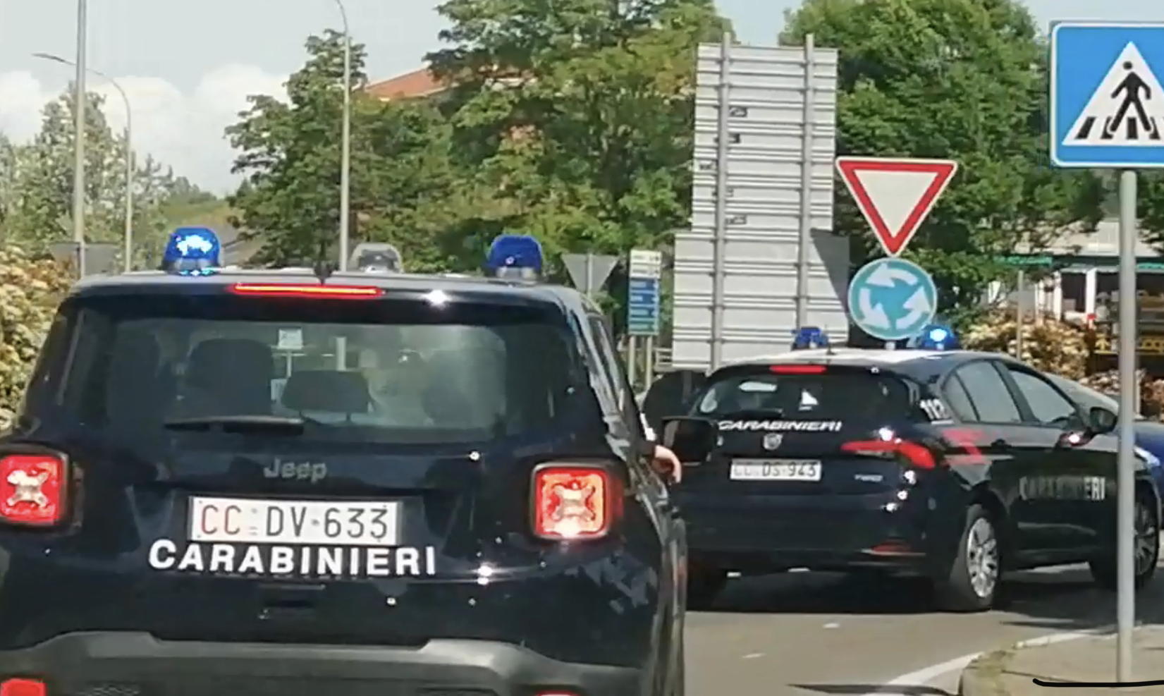 058BF3EA-33D7-44F0-AB2A-6C59945455D2