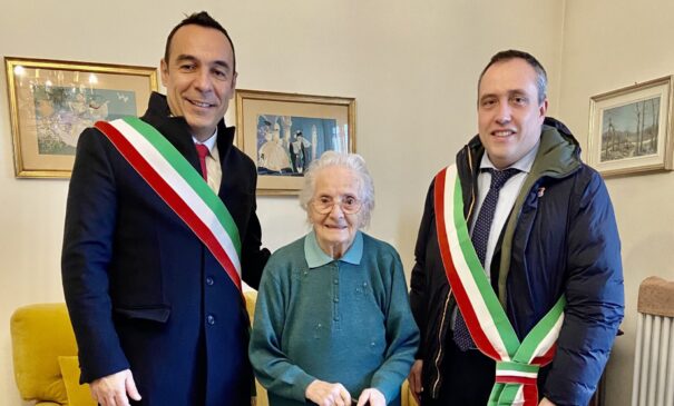 102 ANNI PER GIANNINA MALANCA Festa con i sindaci di Torrile e Fidenza 002