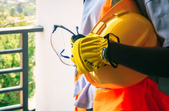 Sicurezza e salute sul lavoro: "Aumentano gli infortuni. I più colpiti sono i precari"