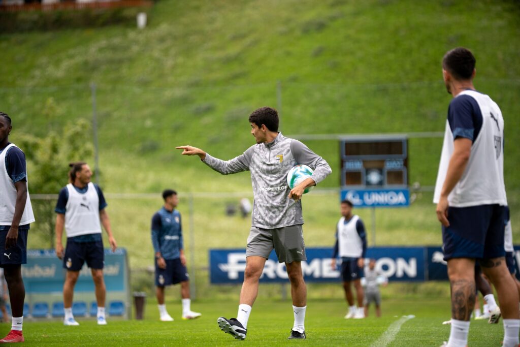 Domani c'è la Lazio, Cuesta: "Vogliamo regalare una gioia ai nostri tifosi"