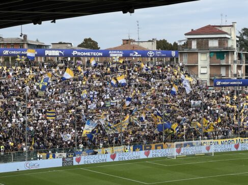 Il Parma pareggia a Firenze e va a +10 sulla zona retrocessione