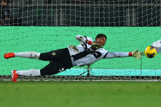 Parma mai pericoloso, Suzuki salva tutto: 0-0 col Genoa