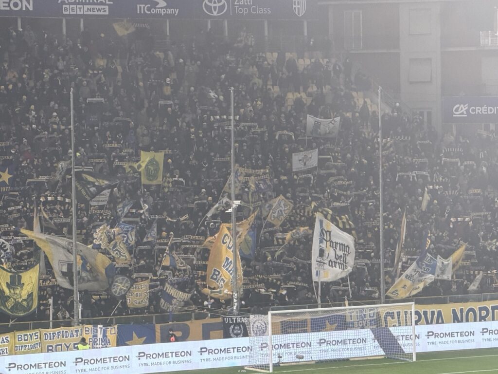 Oristanio risponde a Folorunsho: il Parma pareggia 1-1 col Cagliari al Tardini