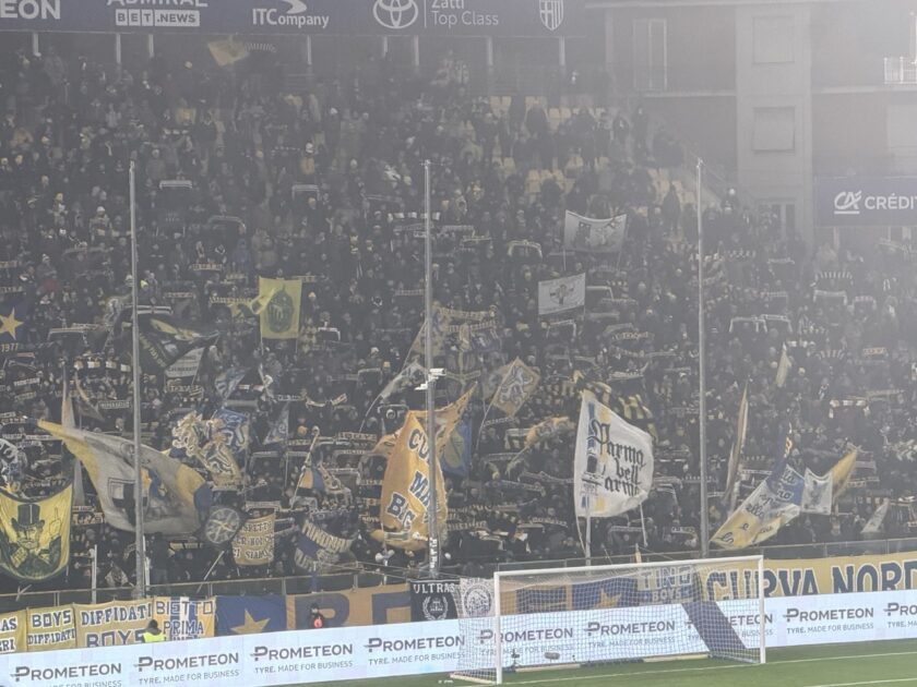 Oristanio risponde a Folorunsho: il Parma pareggia 1-1 col Cagliari al Tardini